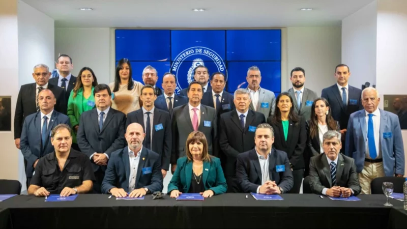 CHACO EN LA SEGUNDA REUNION DEL CONSEJO FEDERAL DE SEGURIDAD