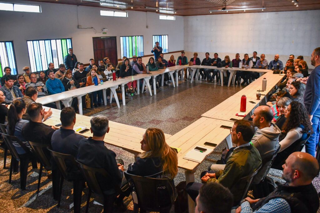 El Secretario de Asuntos Estratégicos del gobierno de Chaco visitó Colonia Elisa atendiendo demandas de la gente