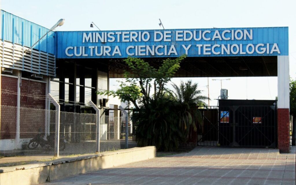 Continuan abiertas las inscripciones para interinatos y suplencias de docentes de Pueblos Originarios de Chaco
