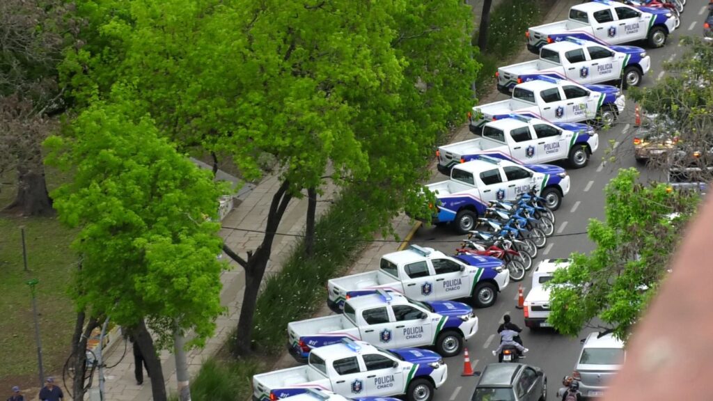 El gobierno de Chaco presentó mas de 60 vehículos nuevos que seran destinados a comisarías de Resistencia y el interior