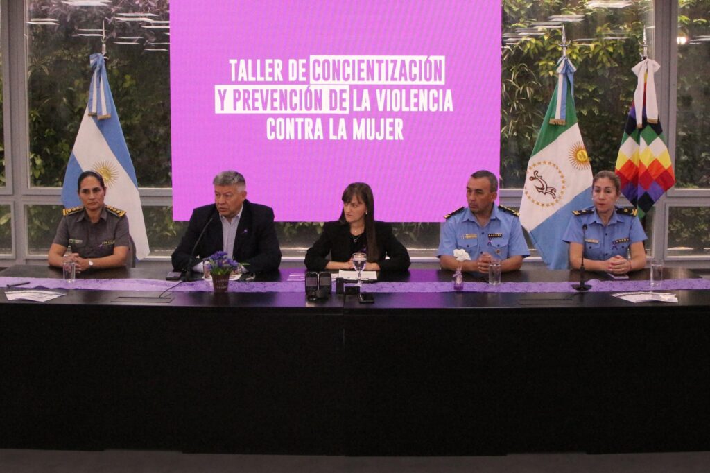 La vicegobernadora de Chaco encabezó el Taller de Concientización y Prevención de la Violencia Contra la Mujer