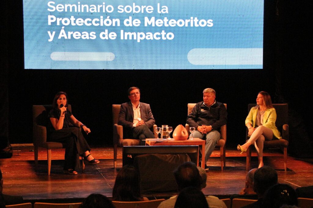 La capital chaqueña fue sede del seminario «Protección de los Meteoritos y la Preservación de las Zonas de Impacto»