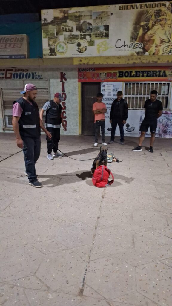Secuestran más de 2,5 kilos de marihuana en una terminal de ómnibus del interior de Chaco