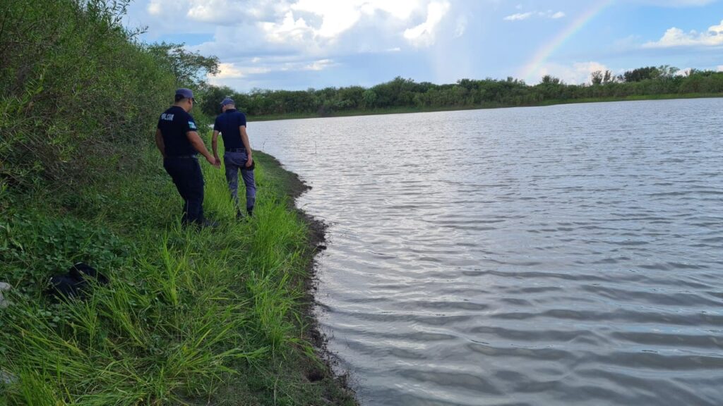 Fallece un menor al ingresar a una represa en el interior de Chaco