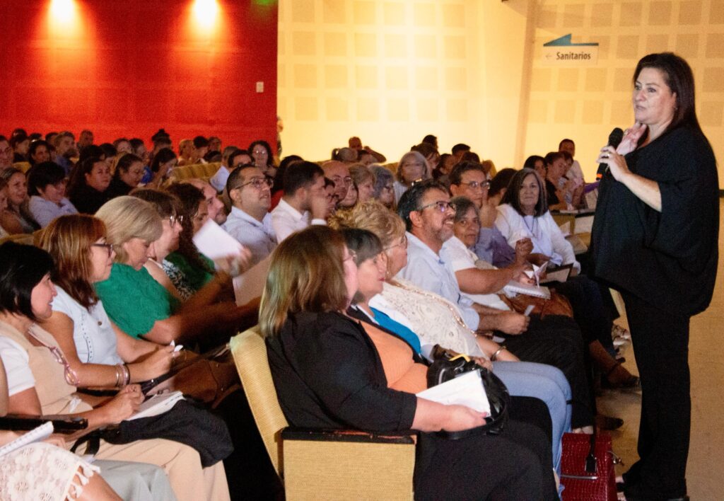 15 mil docentes de escuelas secundarias de Chaco se capacitan en «Nuevas Formas de Enseñar y Aprender»