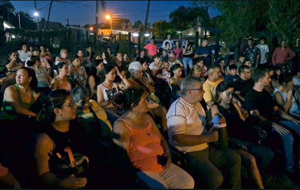 El municipio de la capital chaqueña informó a vecinos del barrio San Antonio sobre opciones que ofrece la Oficina de Empleo
