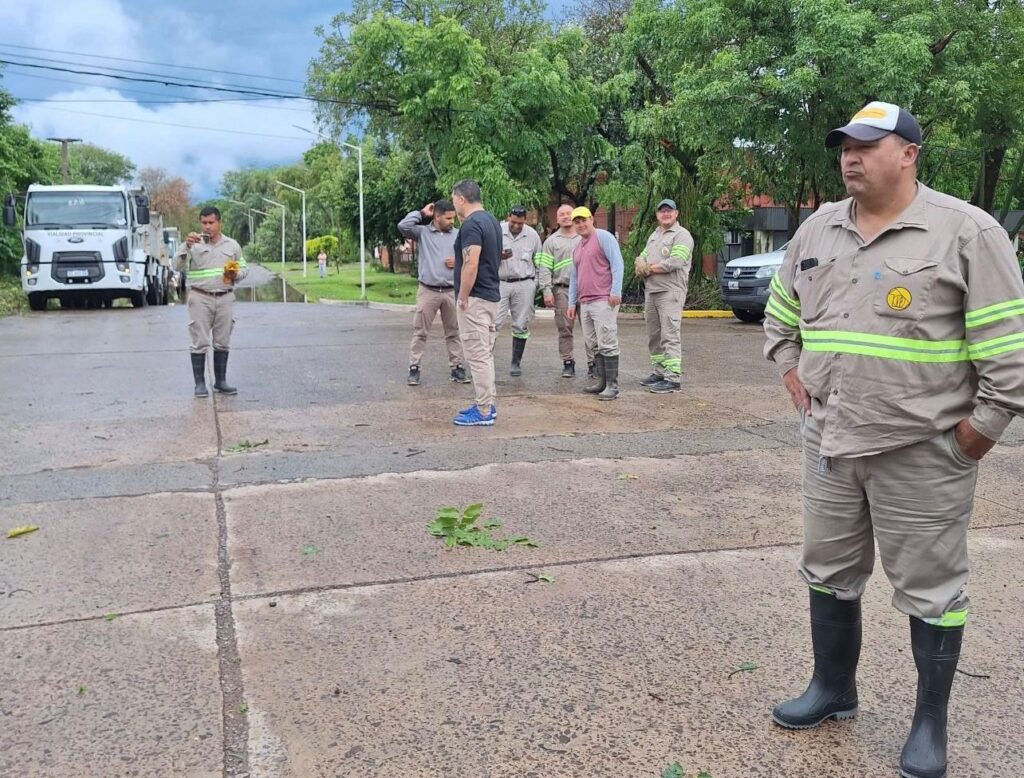 Vialidad Provincial Trabaja en Colonia Benítez tras el Temporal