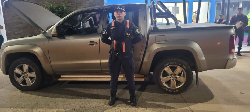 Recuperan Camioneta con Pedido de Captura en Control Vial de la Policía del Chaco