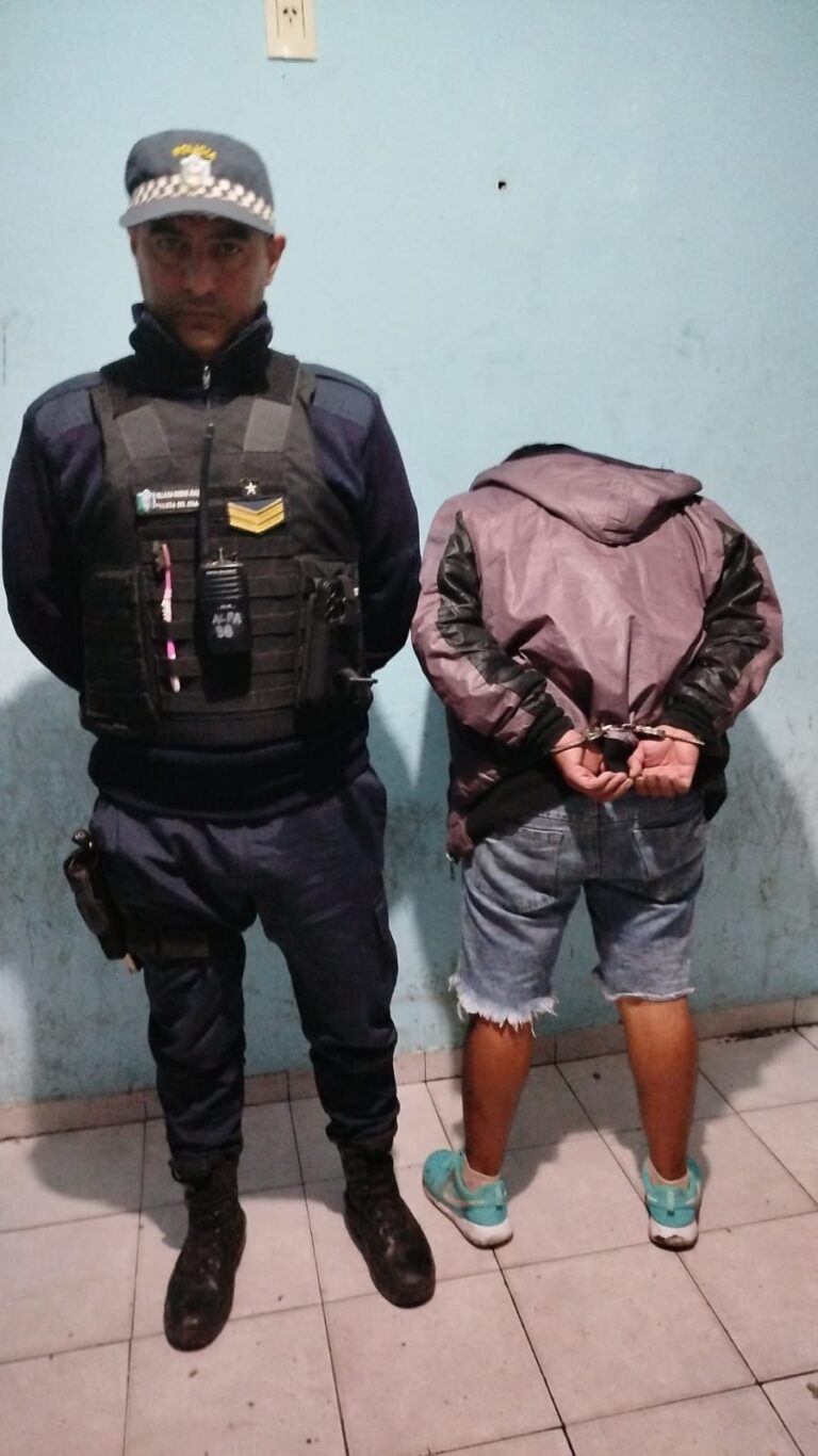 Policía Caminera de Chaco detiene a un hombre armado con dos revólveres durante control vehicular en la Zona Sur de Resistencia