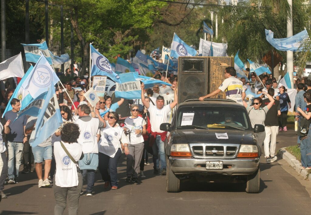 Paro de 24 Horas: No Docentes Universitarios del Nordeste Cruzan los Brazos el Lunes 16 en Defensa de la UNNE y el Presupuesto