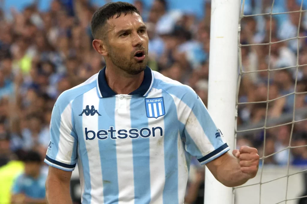 Racing y San Lorenzo, contra las cuerdas: los partidos que les quedan para clasificar a los playoffs