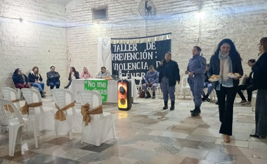 Compromiso social en Napenay: Se realizó la charla de prevención «No me lo digas más»