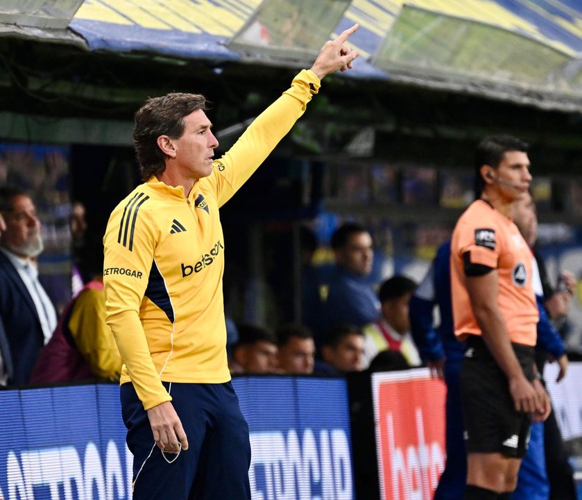 Claudio Úbeda tras la eliminación de Boca: “Hay que asumir la derrota y dar la cara”