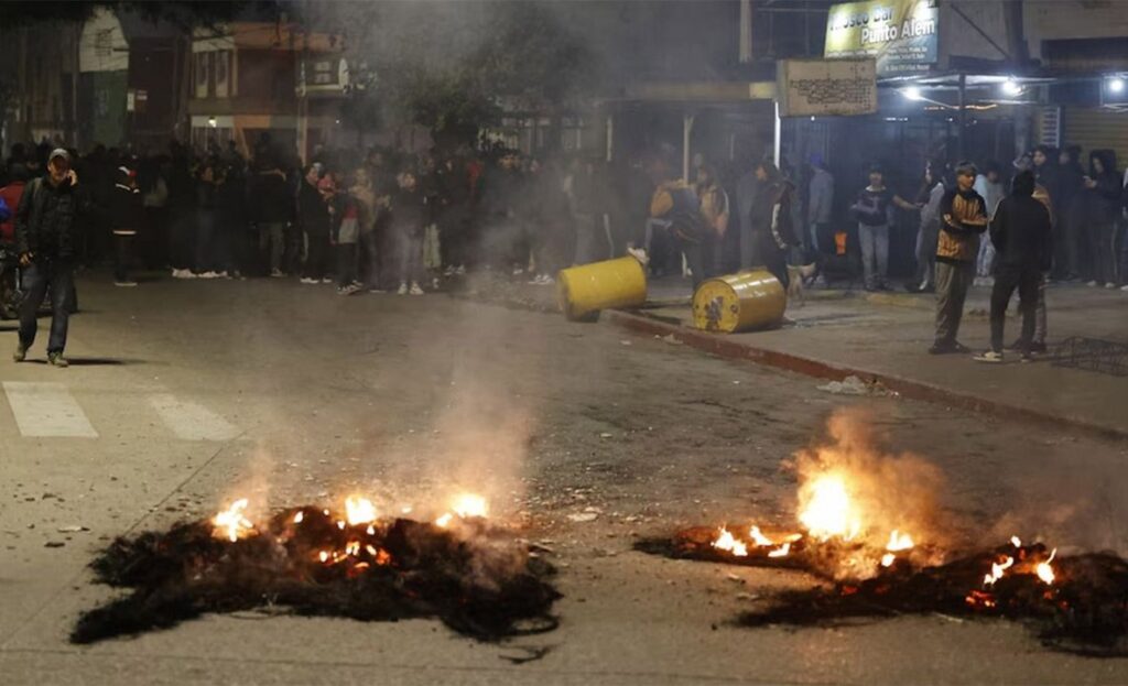 Noche de furia en Córdoba tras confirmarse el hallazgo de los restos de Agostina