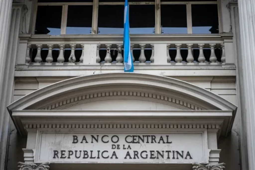El Banco Central llegó a las 80 jornadas con compras y ya acumuló más de US$7.200 millones