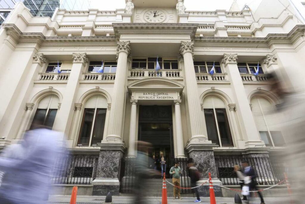 El 11,5% de las familias estaba en mora en marzo pasado, según el BCRA