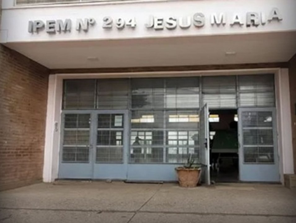 Murió una alumna de 15 años tras caerle un arco de fútbol en una escuela de Jesús María