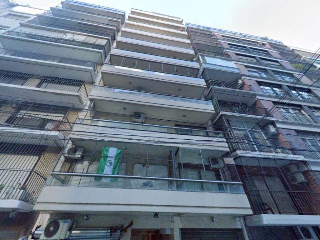 Incendio en un edificio de Recoleta: un muerto