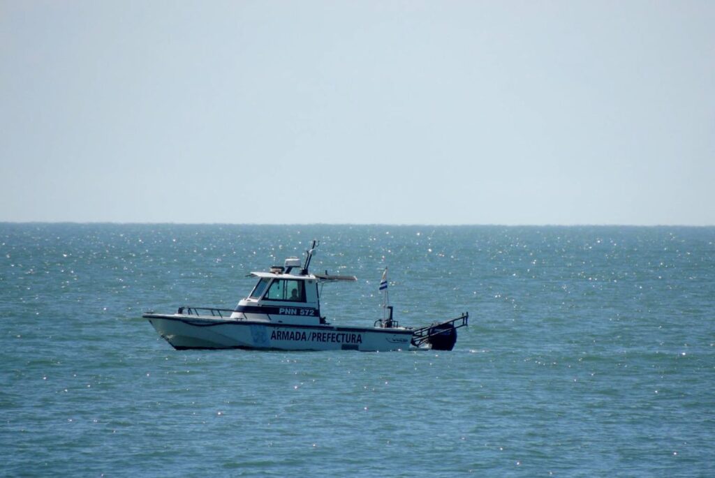 Encontraron en Uruguay el cuerpo sin vida de uno de los cinco pescadores argentinos perdidos en el Río de la Plata