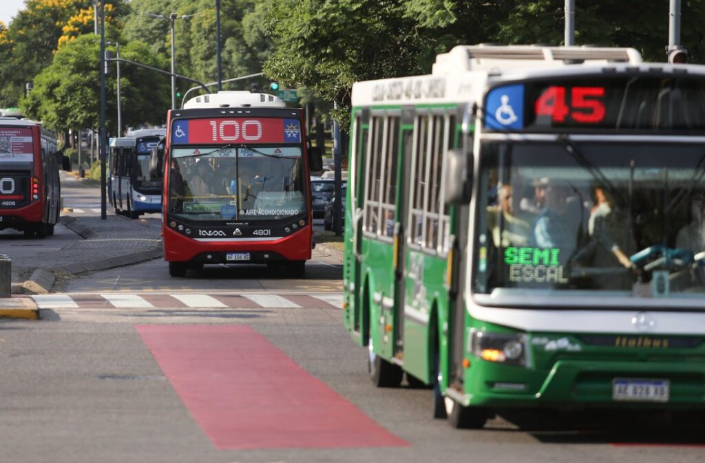 Nuevo aumento de los boletos del transporte público en el AMBA: ¿cuánto cuestan?