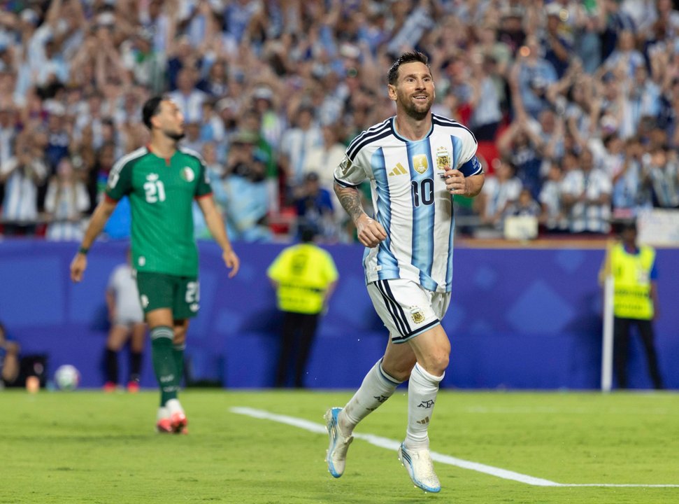 Con una actuación estelar de Messi, Argentina goleó a Argelia en su debut en el Mundial 2026