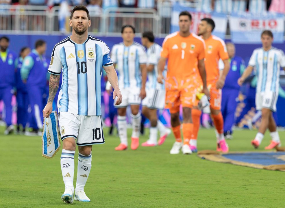 Los resultados que necesita la Selección argentina para asegurarse la primera posición en el Grupo J