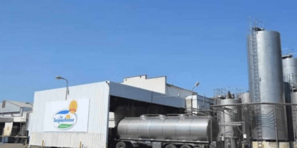 Tras el pedido de quiebra, reabre una conocida fábrica láctea