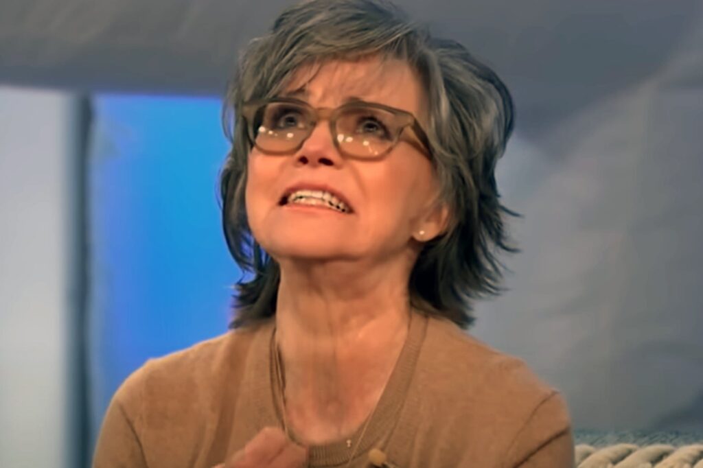 La insólita confesión de Sally Field sobre una leyenda de Hollywood: “No podía hilar dos palabras seguidas”