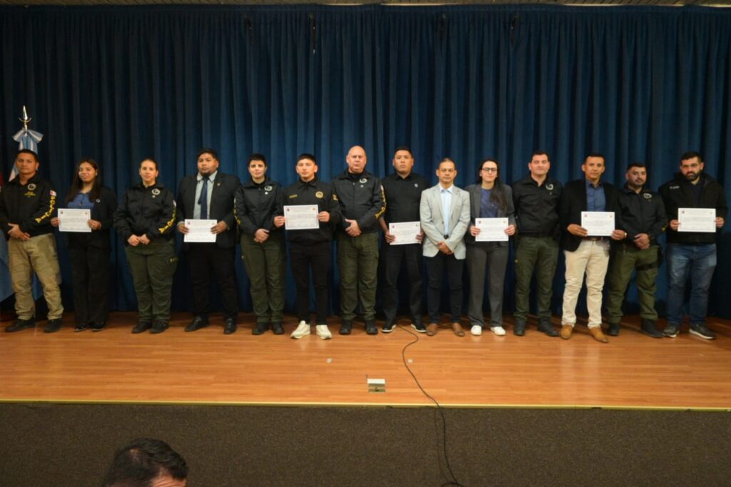 Seguridad digital: la Policía del Chaco se capacitó en Córdoba para combatir el cibercrimen