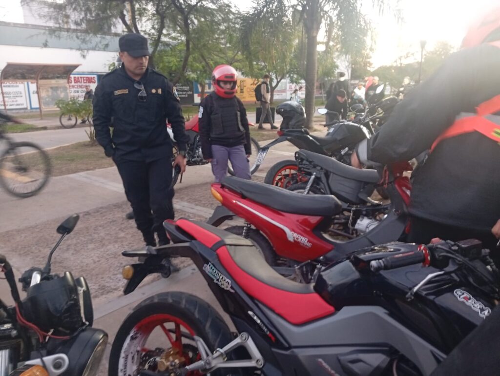 Retuvieron nueve motocicletas en un operativo contra los grupos «wileros» en Sáenz Peña