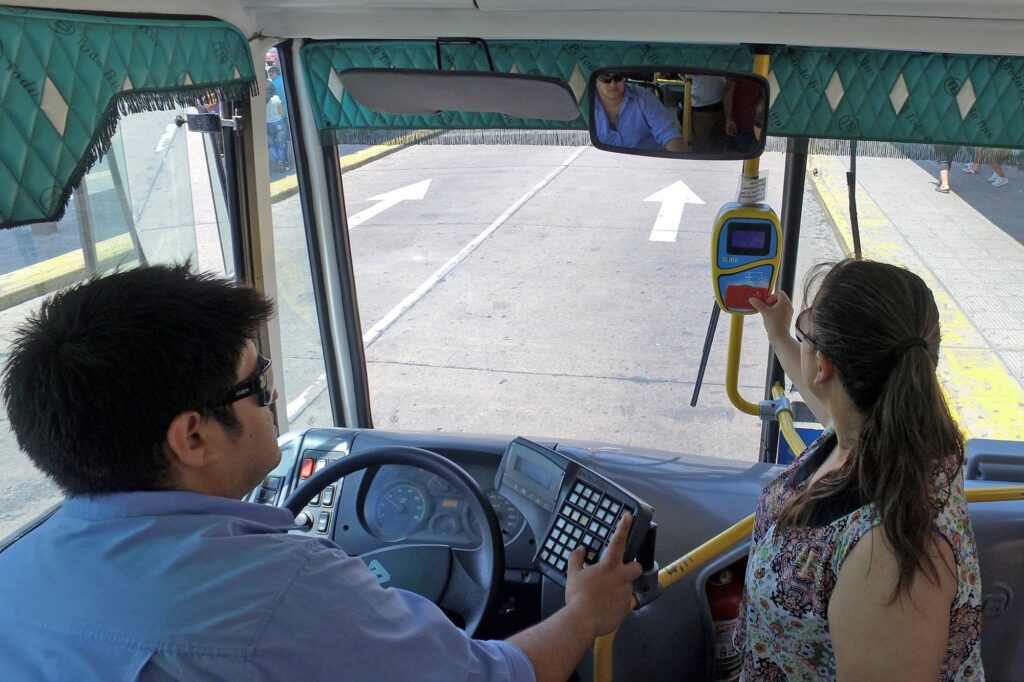 Tarifa social: el Gobierno modificó el sistema de subsidios a los colectivos y pasó un “costo” a las provincias