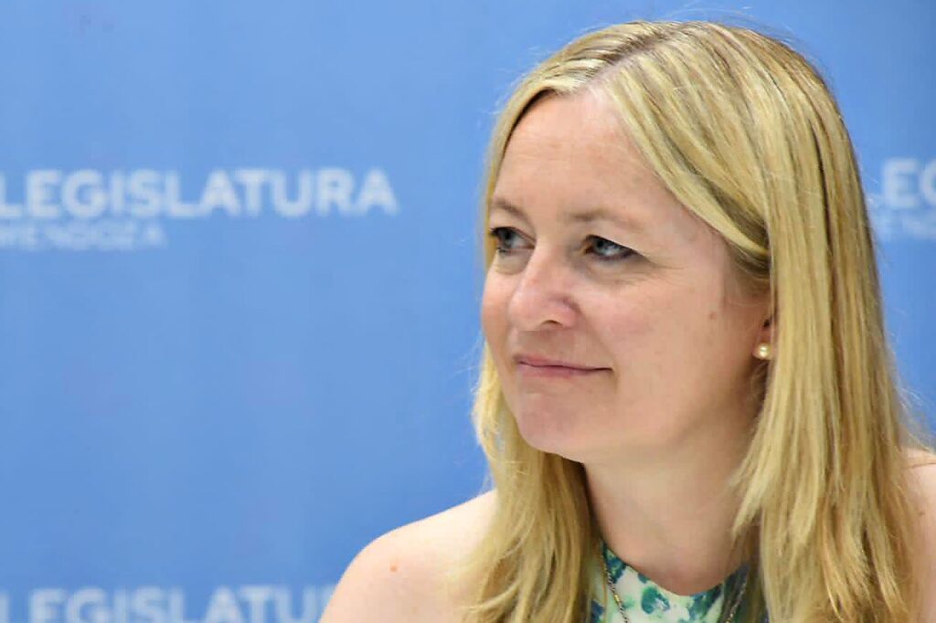 La vicegobernadora de Mendoza rechazó las críticas de la embajada de Francia: “¿Por qué me rectificaría?“