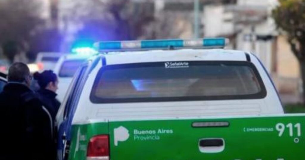 “Te mato al nene, no me importa nada”: motochorros intentaron robar un auto y amenazaron al hijo del dueño