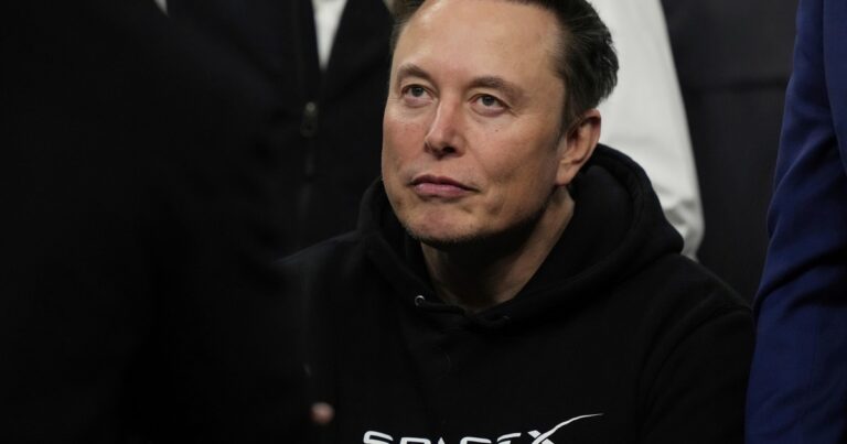 Elon Musk Predice una Revolución Económica Impulsada por la IA para 2036