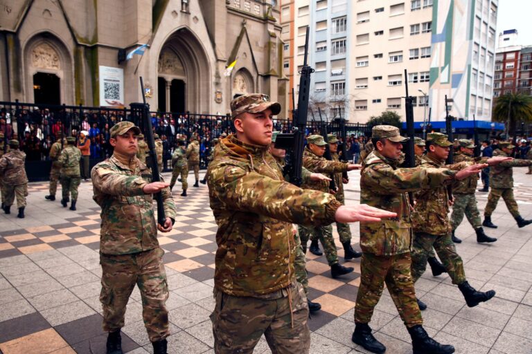 Aumento Salarial para las Fuerzas Armadas en Agosto de 2026: Detalles y Nuevas Cifras