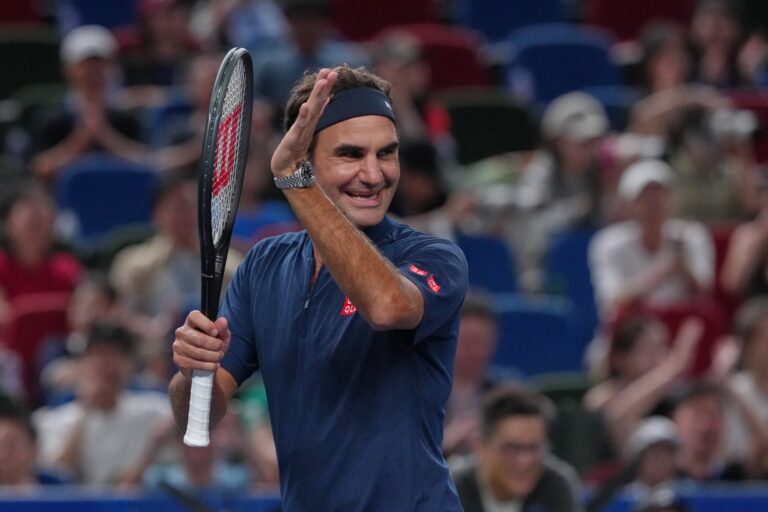 Agenda Deportiva del Martes: Champions, Libertadores y el Regreso de Federer