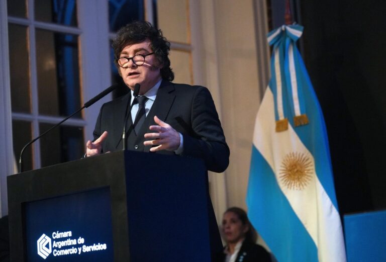 Milei Asistirá al Aniversario de la Bolsa de Comercio de Rosario con Énfasis en la Logística