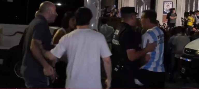 El Impactante Encuentro a Golpes entre Cerimedo y Zago en la Campaña de Milei