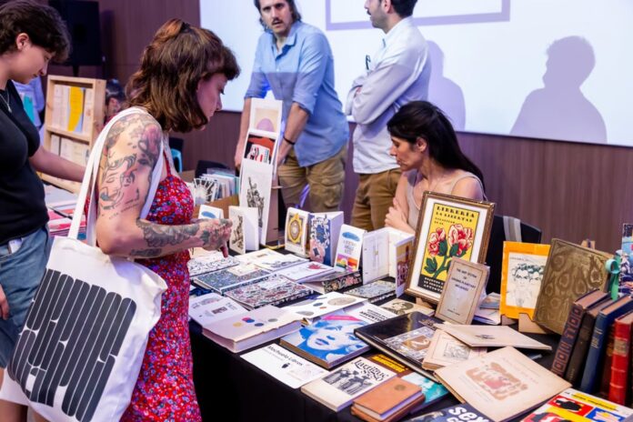 La Feria del Libro Raro y Curioso: Un Viaje a Través de Joyas Bibliográficas
