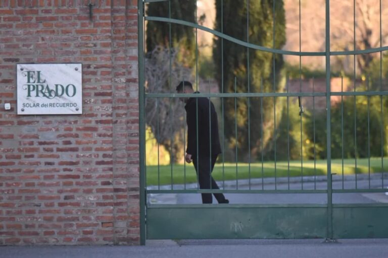 Cementerio blindado: Prohibición de drones en el funeral de Jorge Messi