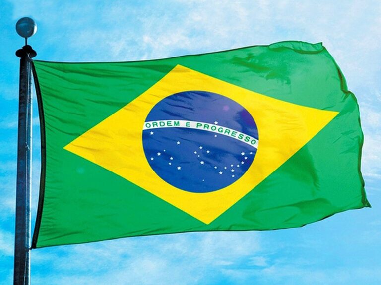 Brasil alcanza los 214 millones de habitantes, pero su crecimiento demográfico se desacelera