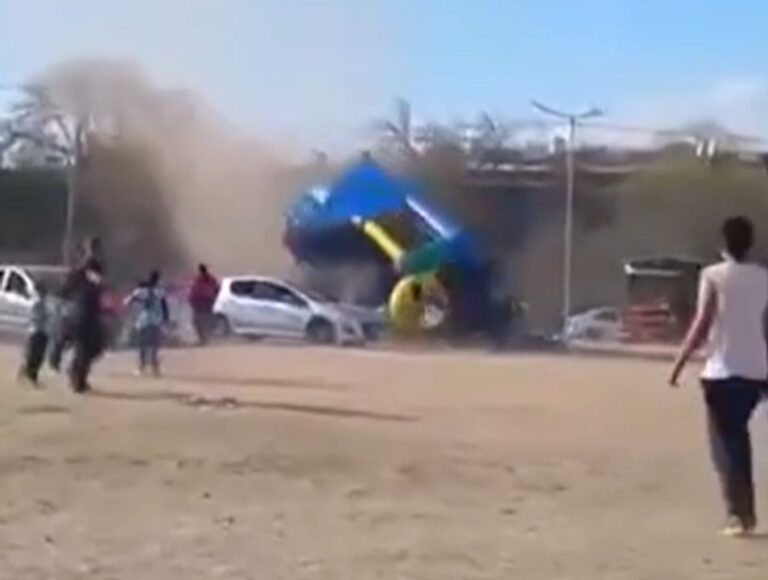 Festejos por el Día del Niño en Córdoba se tornan caóticos tras accidente con inflable