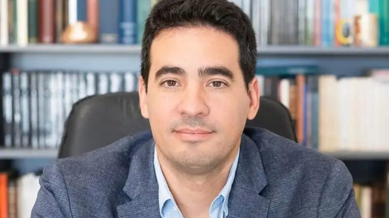Gobierno Nacional Reconoce Desvío de Fondos para el Equilibrio Fiscal