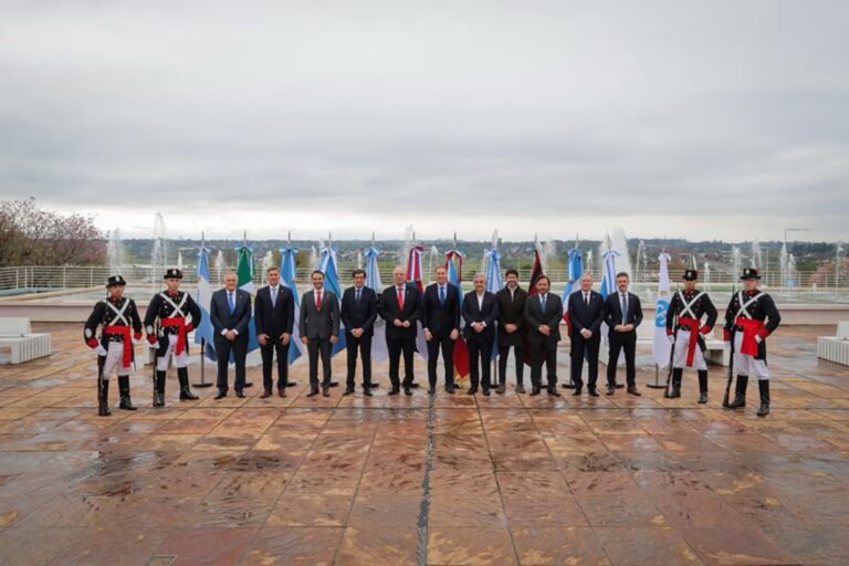 Gobernadores del Norte buscan reunión con Nación para finalizar acuerdo energético