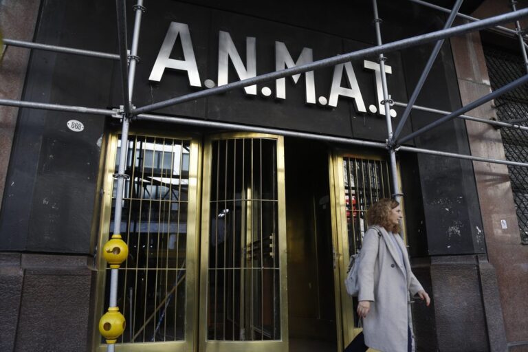 Detenidas dos ex funcionarias por su implicación en el escándalo del fentanilo adulterado