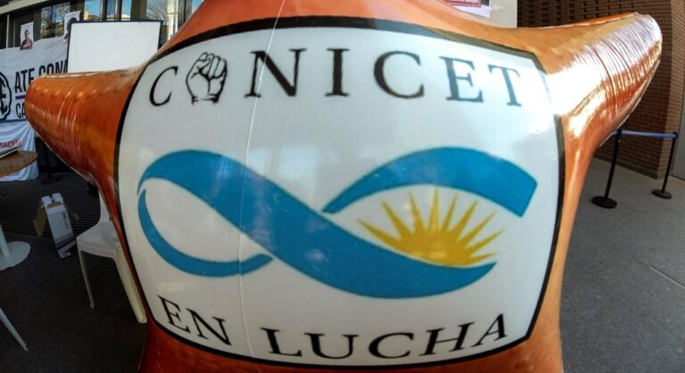 Concentraciones en Defensa de la Ciencia y Tecnología en Argentina