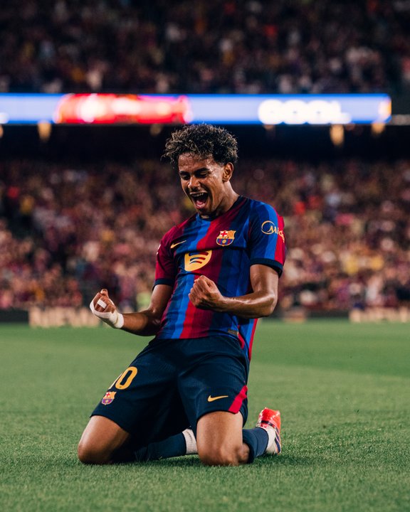 Barcelona arrolla al Rayo Vallecano y se sitúa en la cima de LaLiga