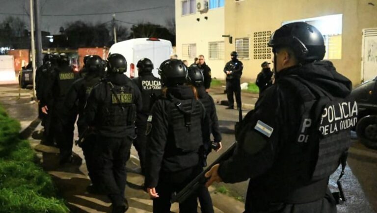 Desmantelan Red de Narcotráfico en un Operativo en Lugano