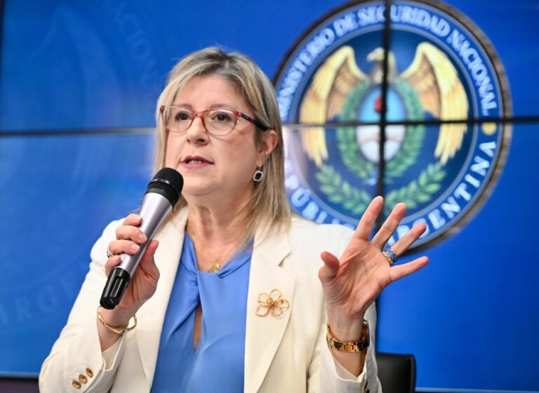 Diputado solicita explicaciones a la ministra de Seguridad por operativo en el Congreso
