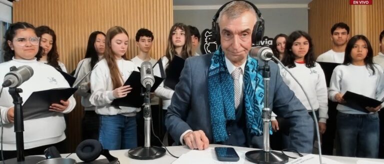 El Coro Nacional de Niños se presenta en vivo tras su disolución